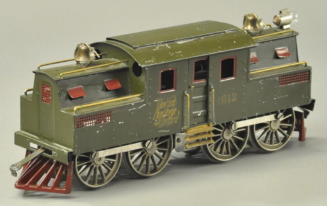 LIONEL 1912 LOCOMOTIVE WITH BOX - 2