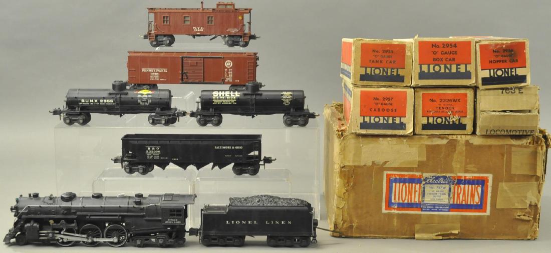 LIONEL OUTFIT 787W W/765E & SEMI SCALE FREIGHTS (1 of 2)