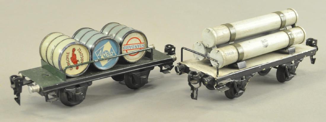 TWO 'O' GAUGE MARKLIN FREIGHT CARS (1 of 3)