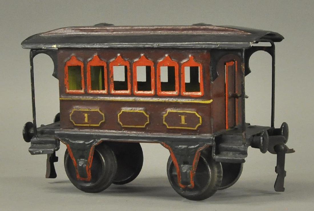 MARKLIN FIRST CLASS COACH (1 of 4)