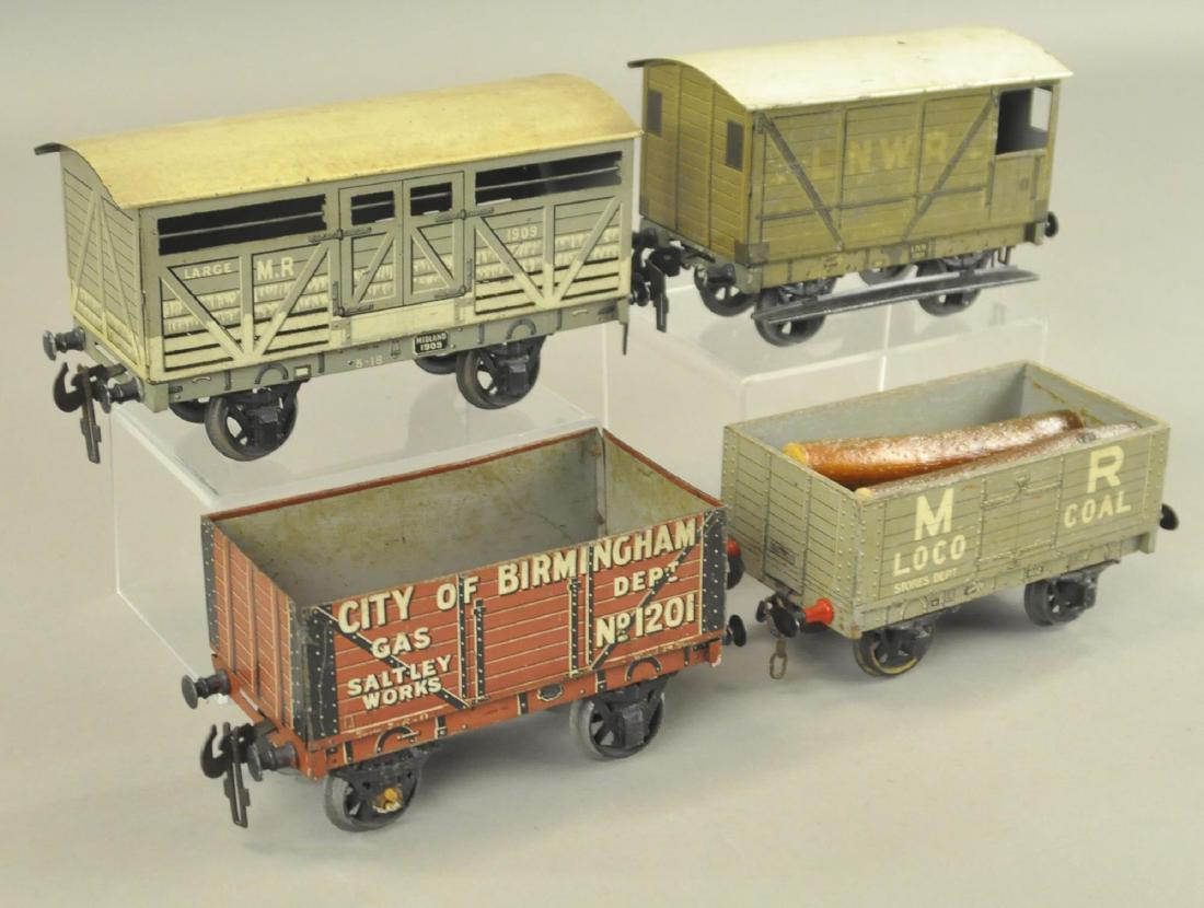 FOUR CARETTE 1 GAUGE WAGONS (1 of 5)