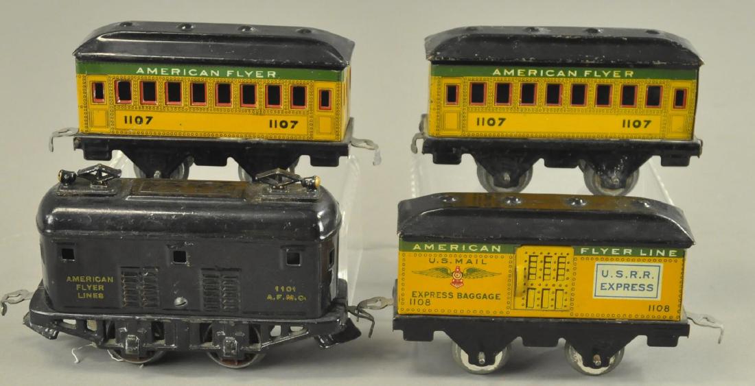 AMERICAN FLYER LINES PASSENGER SET (1 of 4)