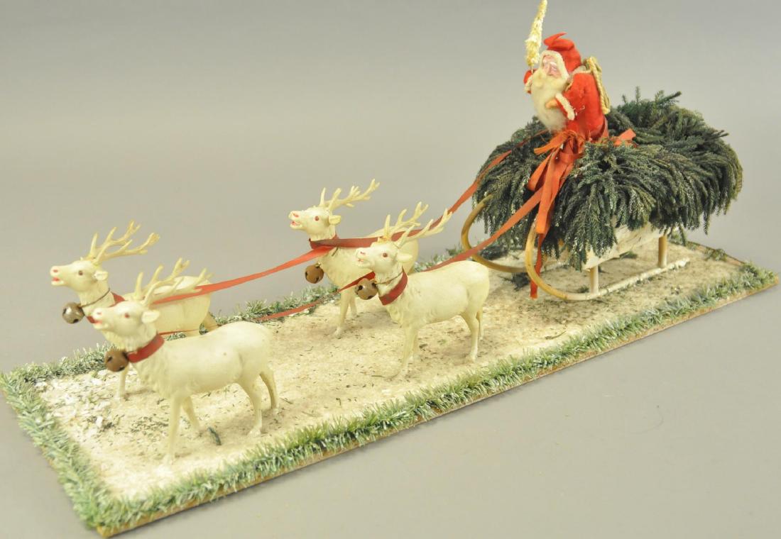 SANTA AND FOUR REINDEER (1 of 3)