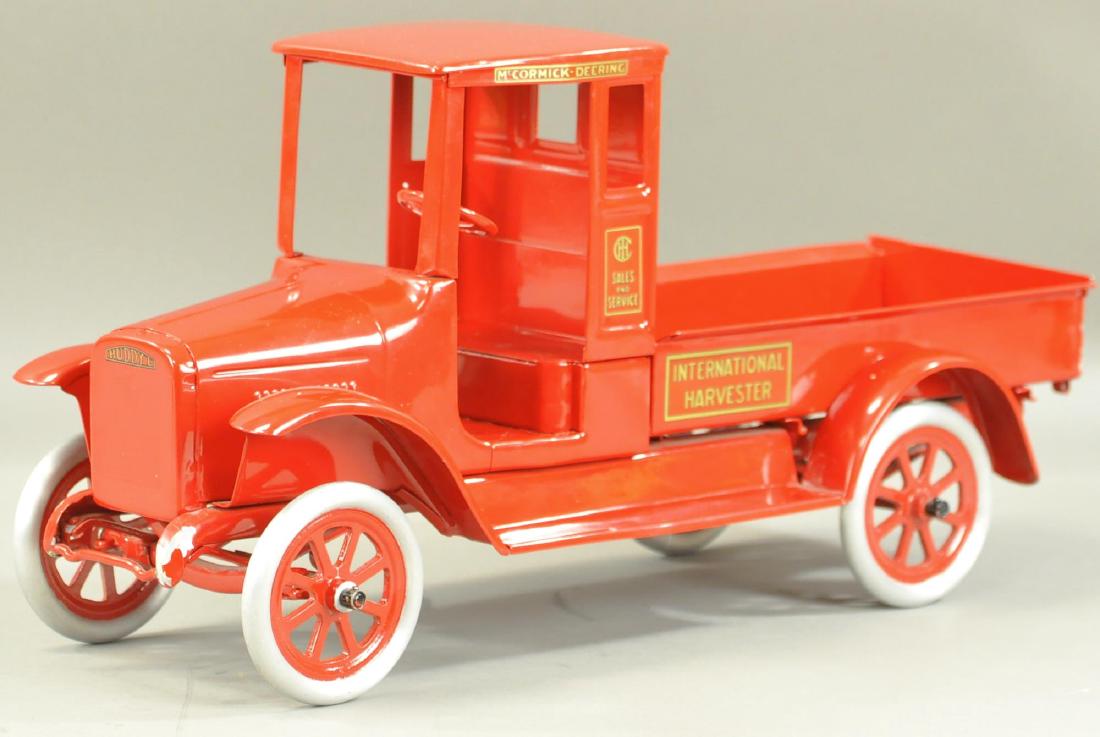 BUDDY L RED BABY (1 of 3)