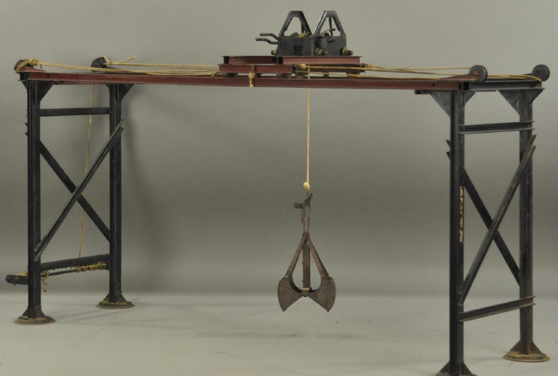 BUDDY L OVERHEAD CRANE (1 of 3)