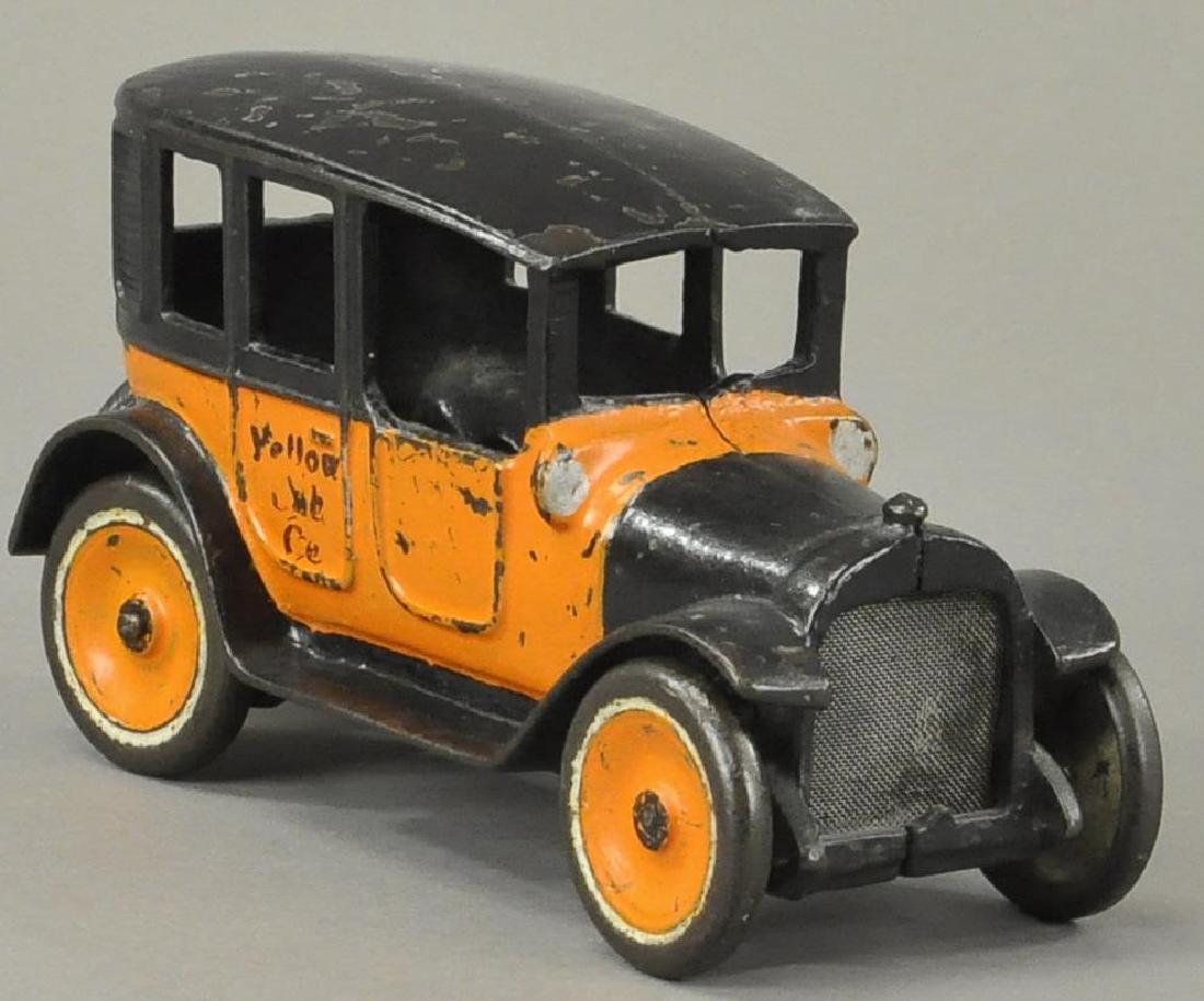 ARCADE YELLOW CAB TAXI (1 of 3)