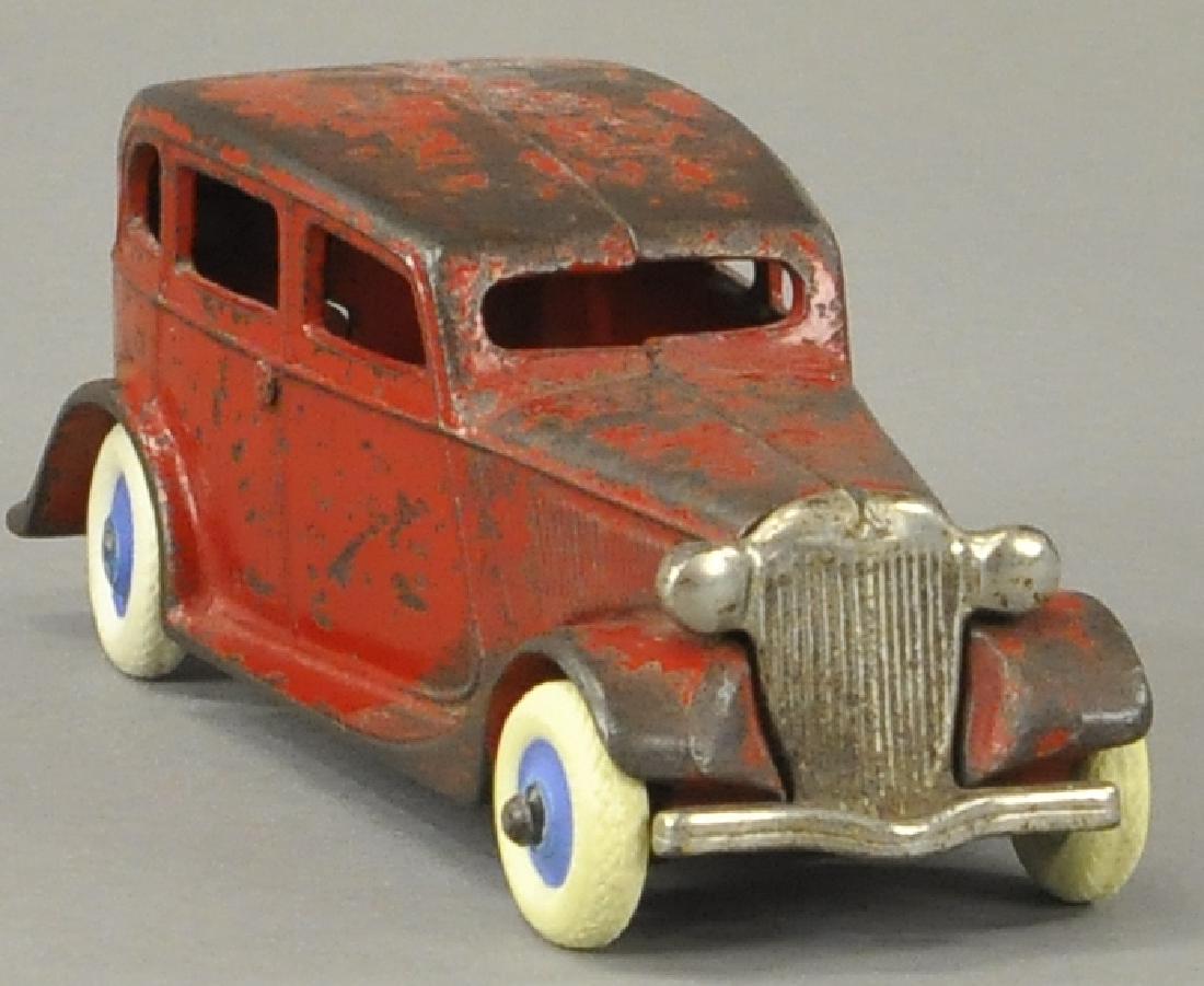 ARCADE 1933 FORD SEDAN (1 of 3)