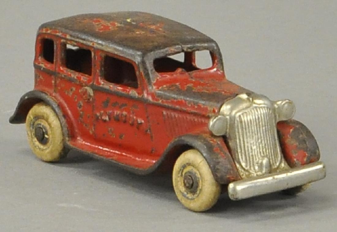 ARCADE 1933 PLYMOUTH SEDAN (1 of 3)