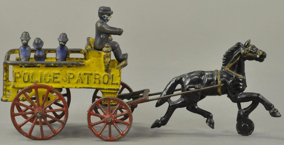 HUBLEY HORSE DRAWN POLICE PATROL (1 of 3)