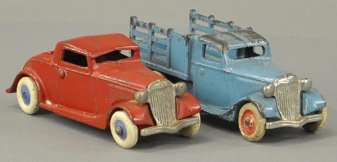 PAIR OF ARCADE NICKEL GRILL FORD AUTOS (1 of 4)