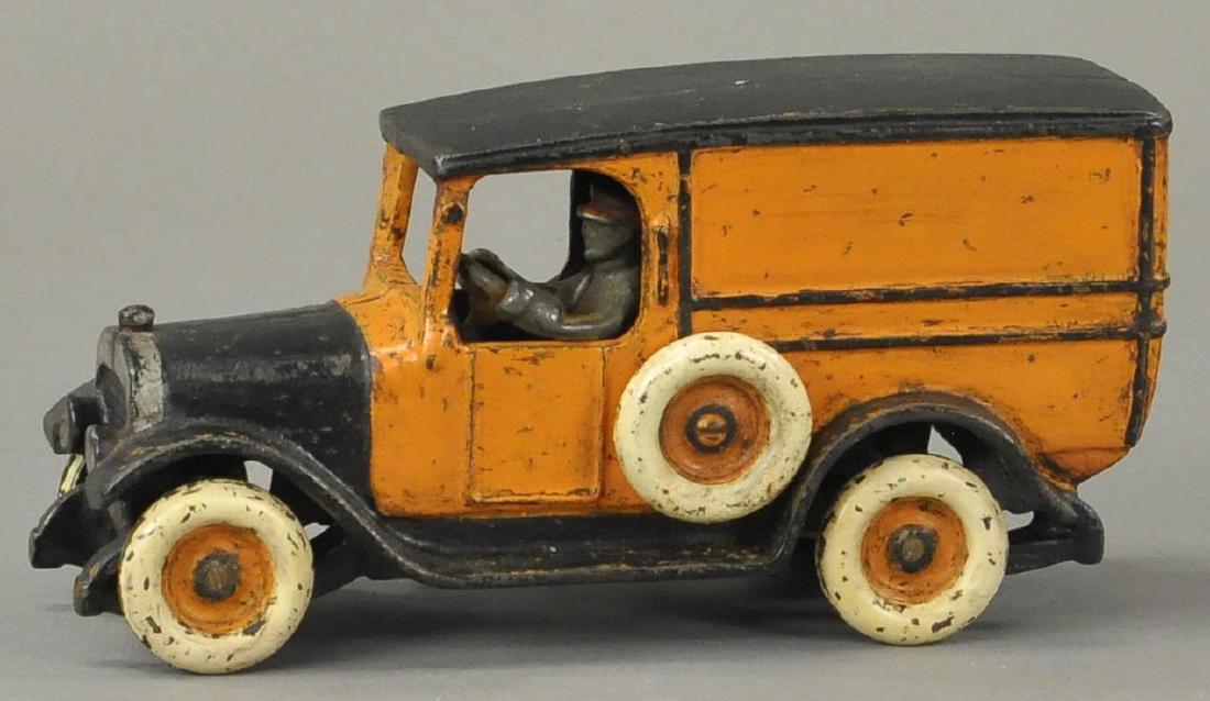 ARCADE PANEL VAN (1 of 3)