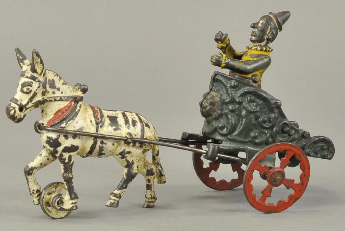 HARRIS MULE DRAWN CLOWN CHARIOT (1 of 3)