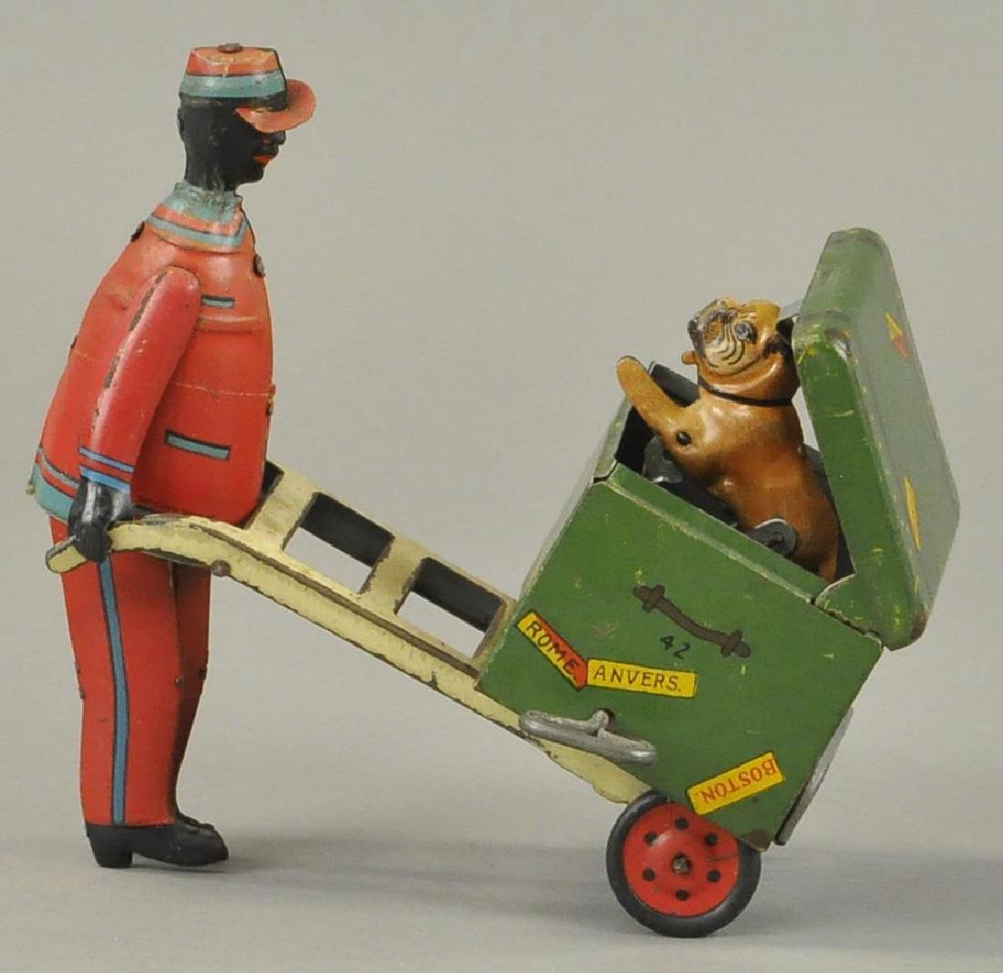 STRAUSS RED CAP PORTER - DOG POPS OUT (1 of 4)