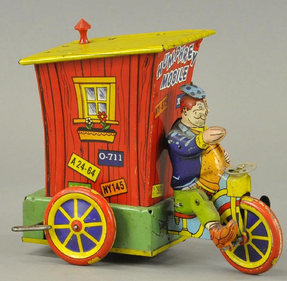 WYANDOTTE WIND UP HUMPHREY MOBILE (1 of 3)