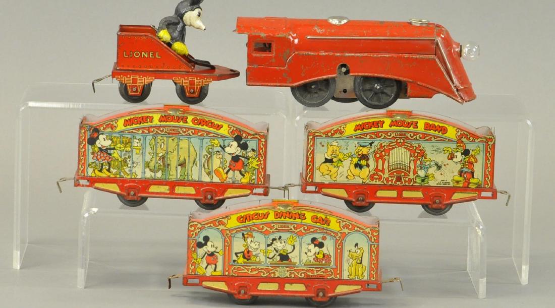 LIONEL MICKEY MOUSE CIRCUS TRAIN (1 of 4)