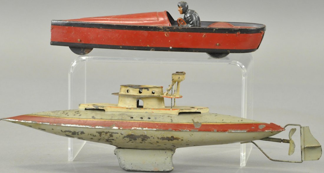FLEISHMANN SUBMARINE & HESS SPEEDBOAT (1 of 4)