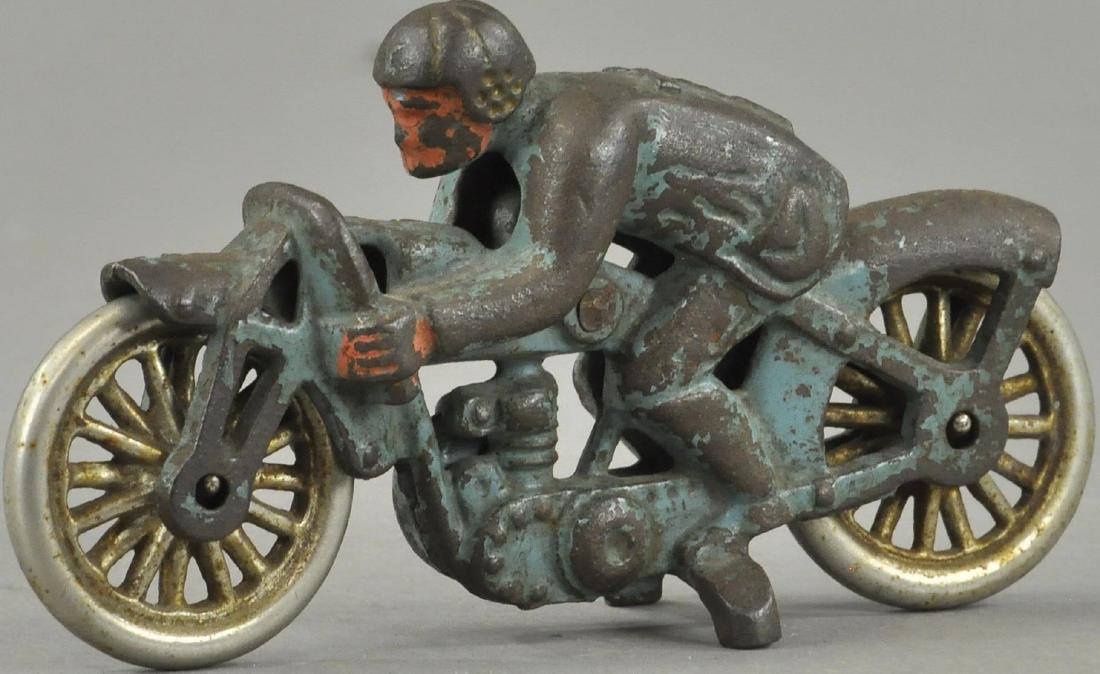 HUBLEY PEA SHOOTER RACER MOTORCYCLE (1 of 3)