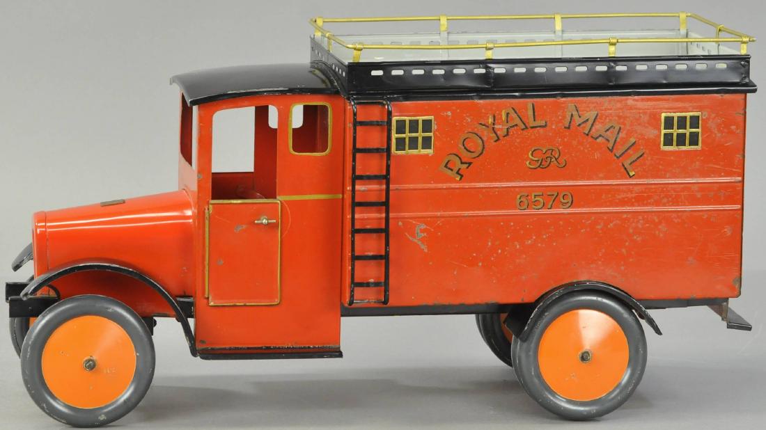 LARGE BING ROYAL MAIL DELIVERY VAN (1 of 3)