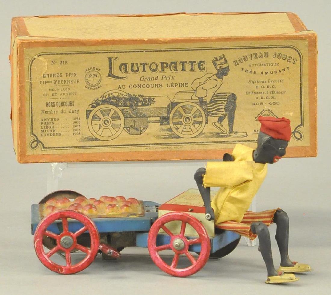 BOXED MARTIN ORANGE VENDOR CART (1 of 4)