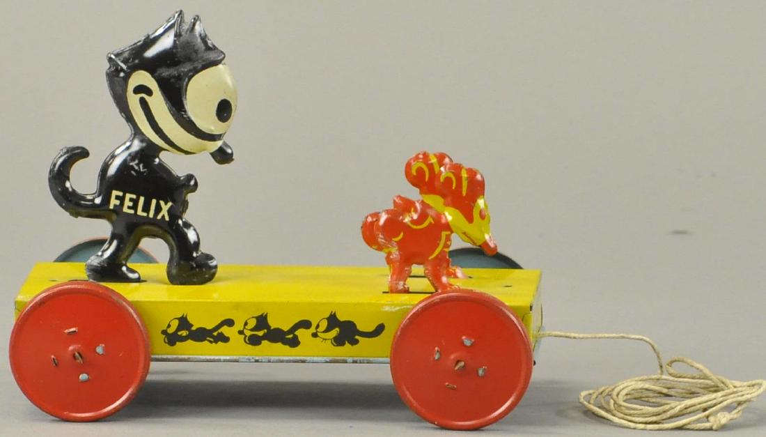 NIFTY FELIX CHASING MICE PULL TOY (1 of 3)