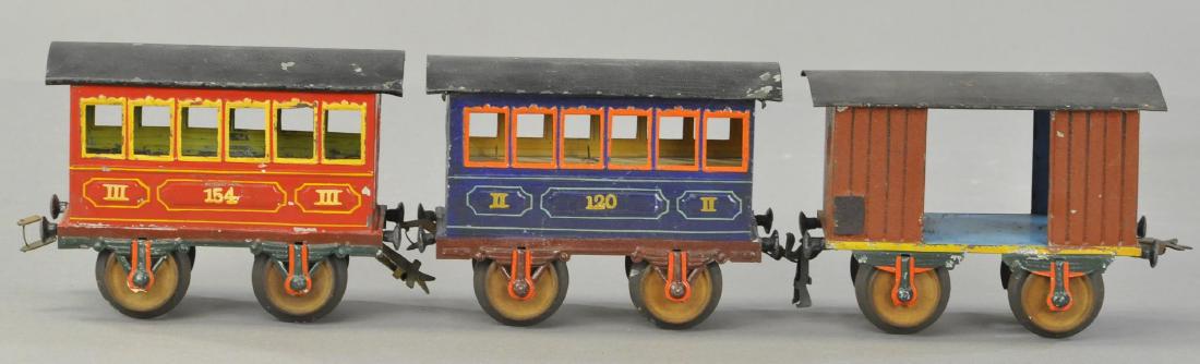 LOT OF THREE MARKLIN GAUGE II COACHES (1 of 4)