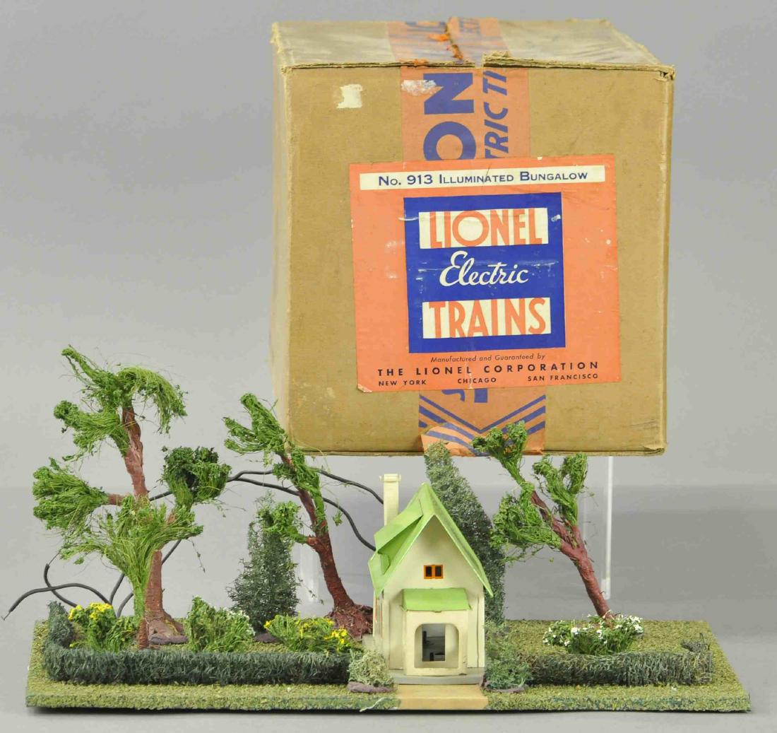LIONEL 913 ILLUMINATED BUNGALOW PLOT (1 of 4)