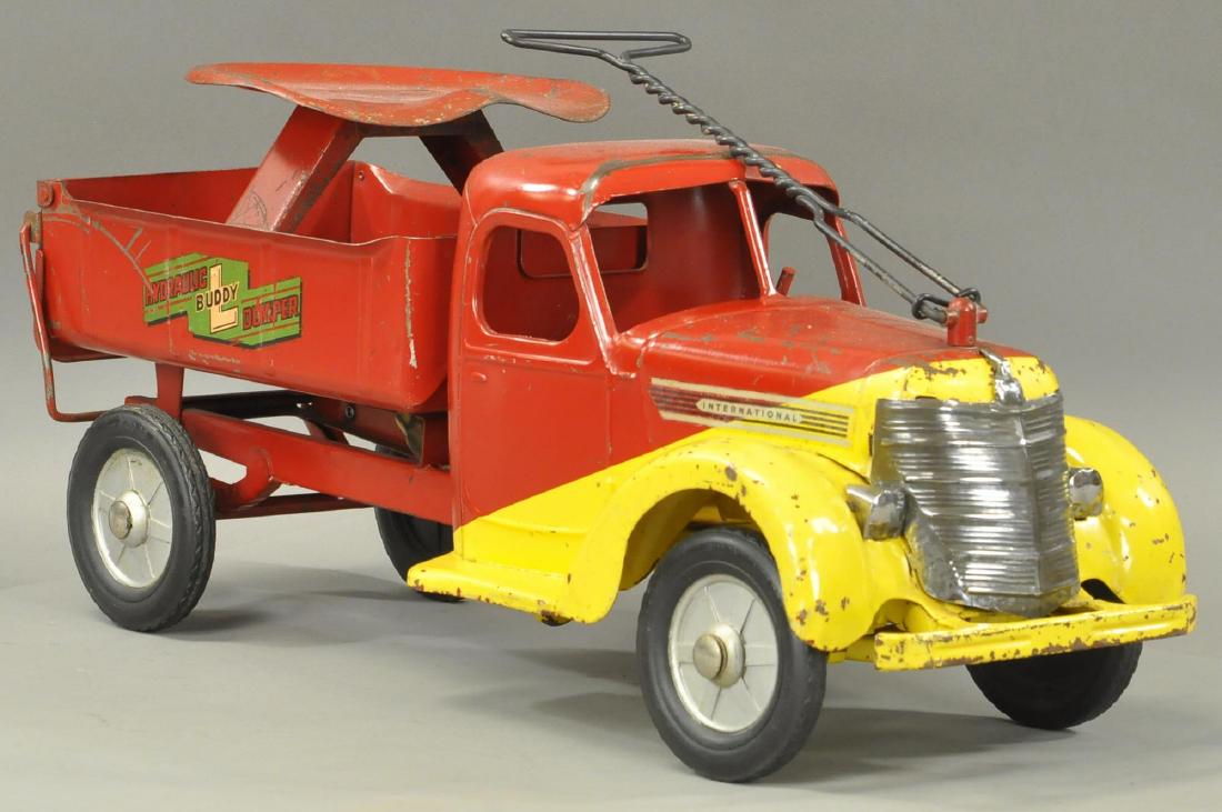 BUDDY L INTERNATIONAL HYDRAULIC DUMPER (1 of 3)