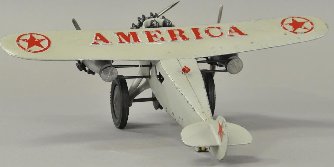 HUBLEY TRI-MOTOR AMERICA AIRPLANE (1 of 5)