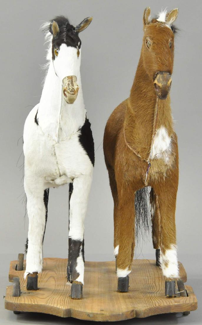 DOUBLE HORSE ON PLATFORM PULL TOY (1 of 3)