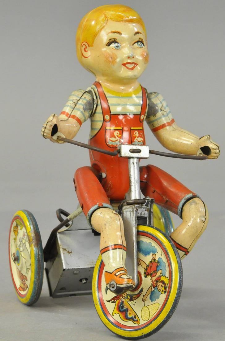 UNIQUE ART KIDDY CYCLIST (1 of 3)