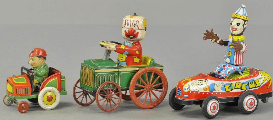 THREE SMALL JAPANESE WIND-UP AUTOS (1 of 3)