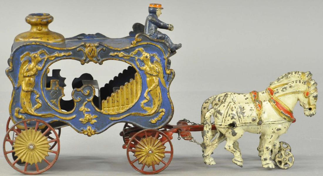 HUBLEY ROYAL CIRCUS CALLIOPE WAGON (1 of 3)