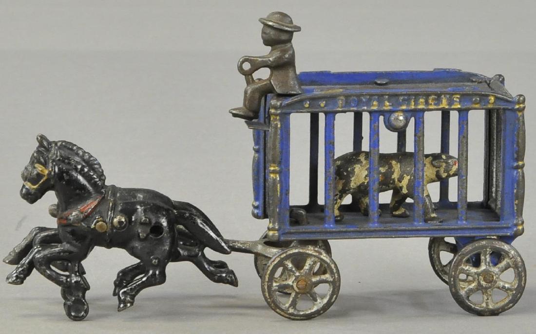 HUBLEY MINIATURE CIRCUS WAGON (1 of 3)
