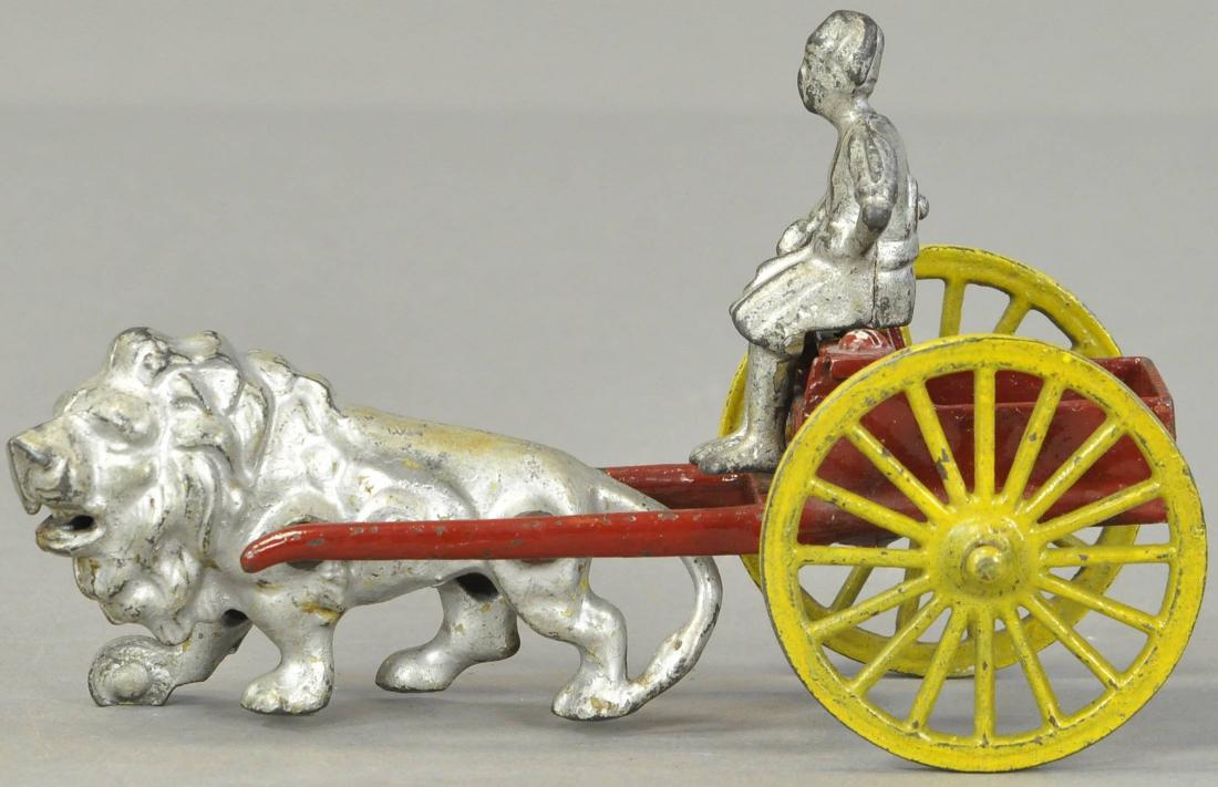 KENTON LION DRAWN CART (1 of 3)