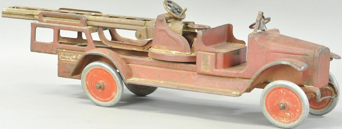 BUDDY L AERIAL LADDER TRUCK (1 of 3)