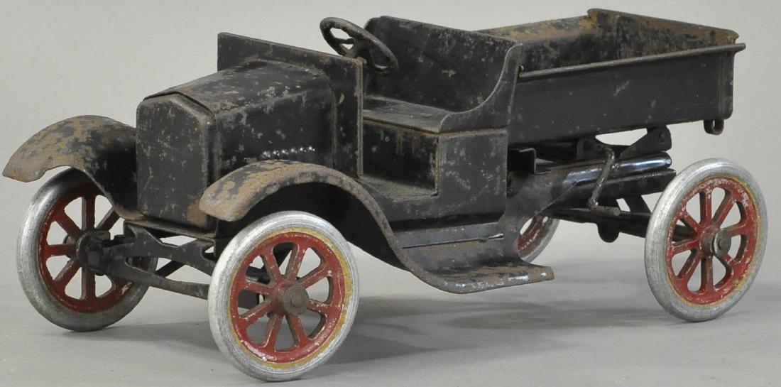 BUDDY L FLIVVER DUMP TRUCK (1 of 3)