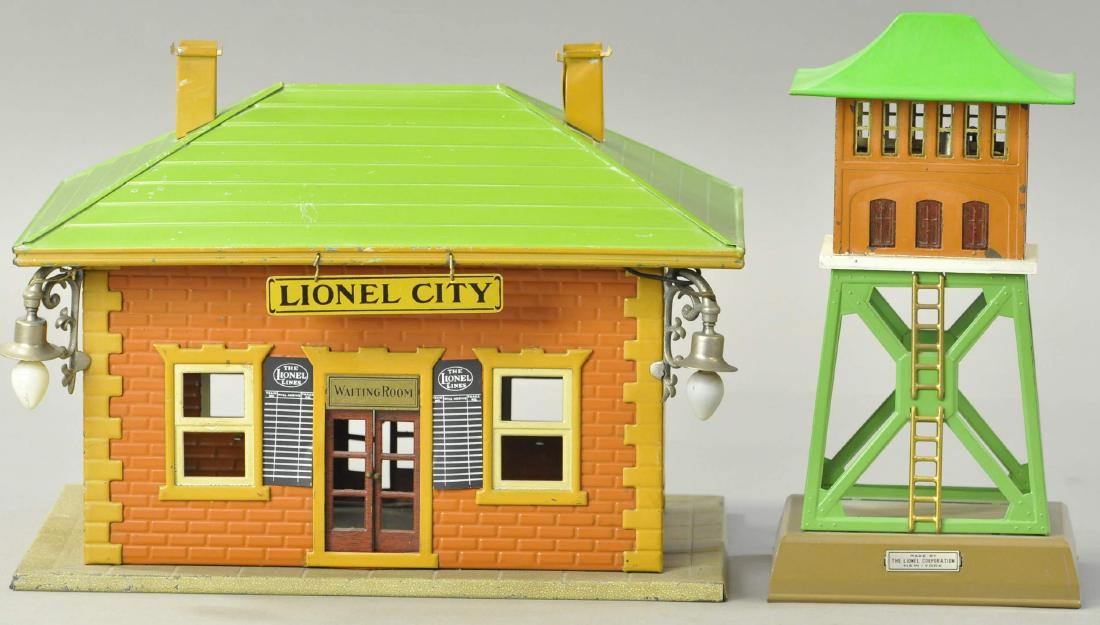 LIONEL WAITING ROOM W/ SWITCH TOWER (1 of 3)