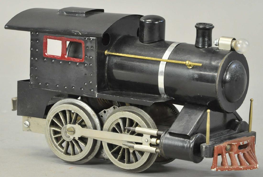 LIONEL NO. 5 LOCOMOTIVE (1 of 3)