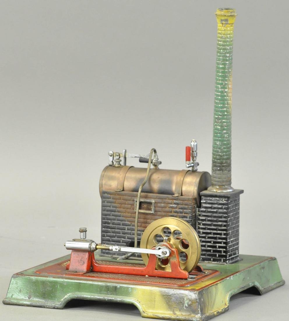 MARKLIN HORIZONTAL STEAM ENGINE (1 of 3)