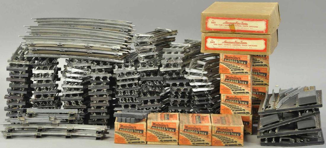 LOT OF O GAUGE TRACK, TIES, AND AMERICAN FLYER (1 of 2)