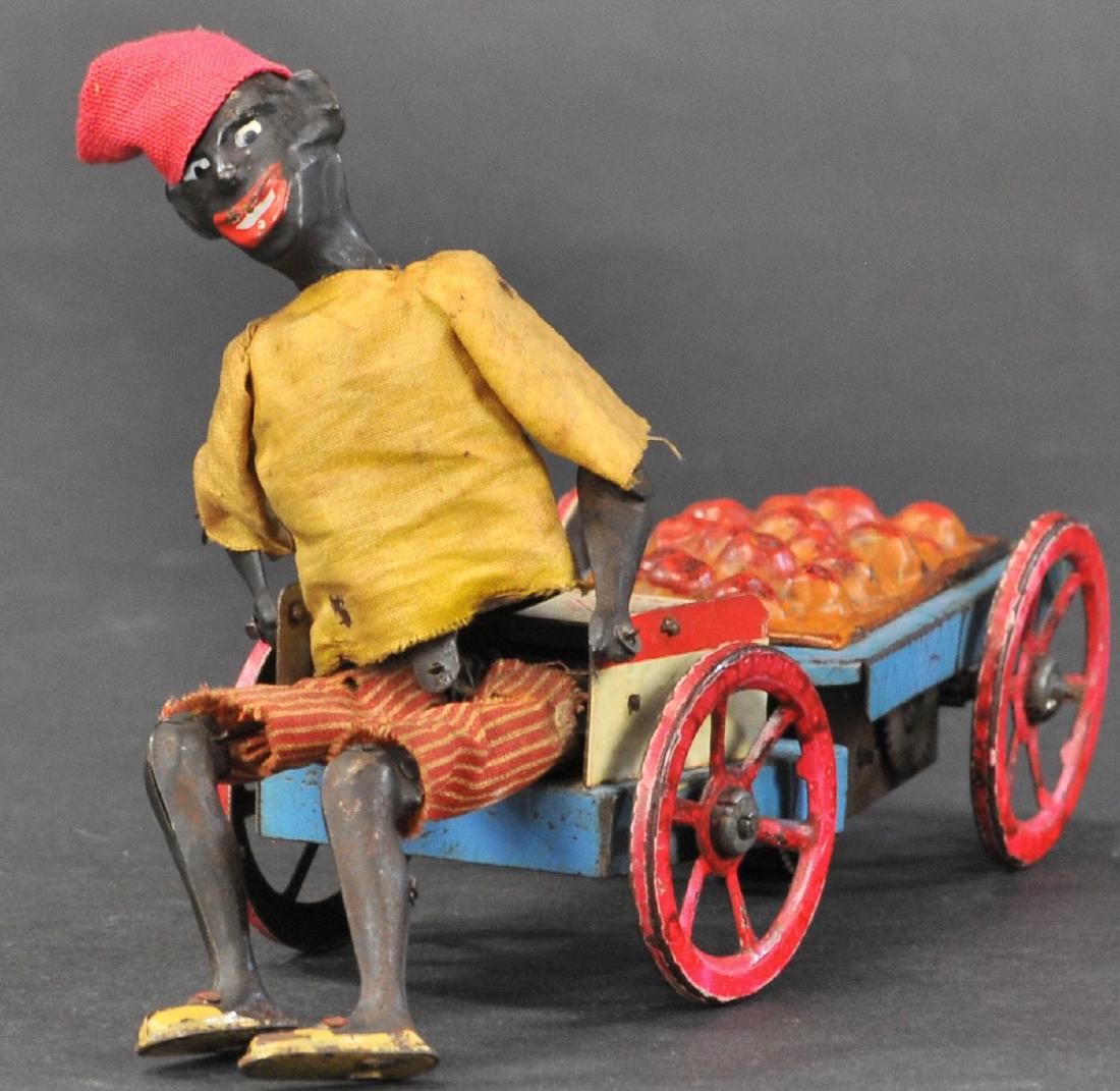 MARTIN THE ORANGE VENDOR (1 of 3)