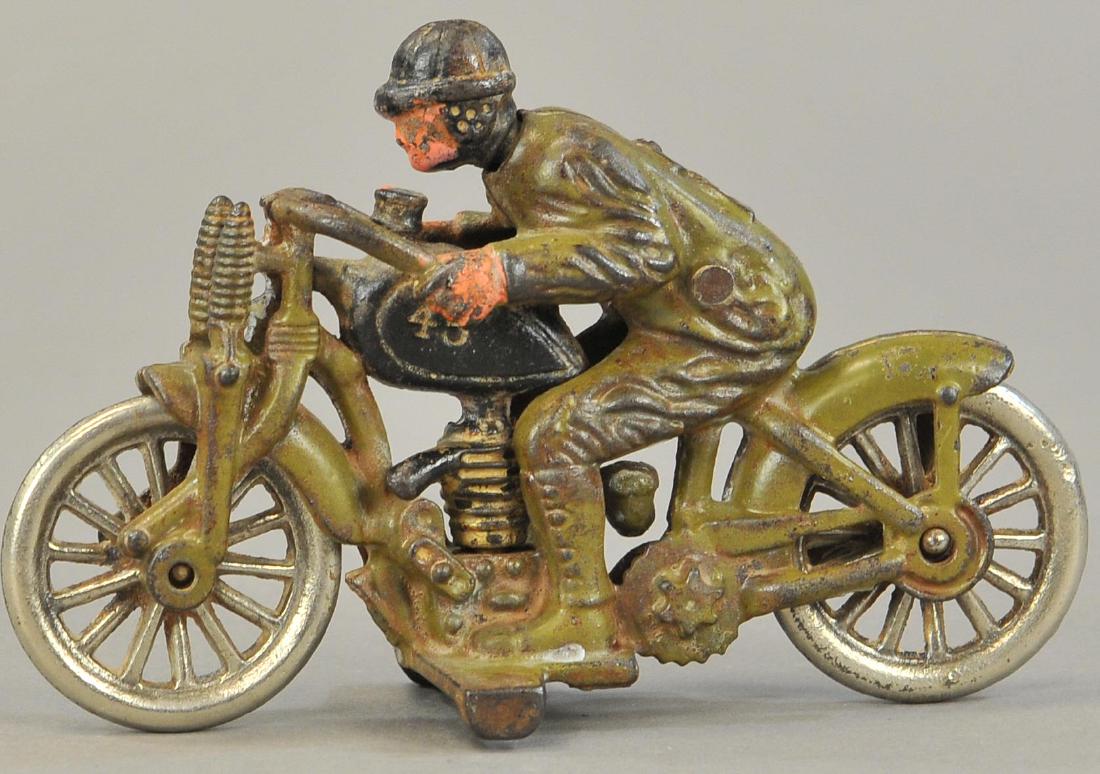 HUBLEY HILL CLIMBER CYCLE (1 of 3)