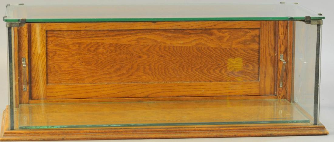 COUNTER TOP JEWELRY DISPLAY CASE (1 of 3)