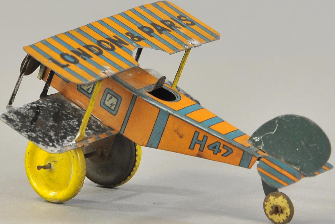 CUTE LONDON TO PARIS BI-PLANE (1 of 3)