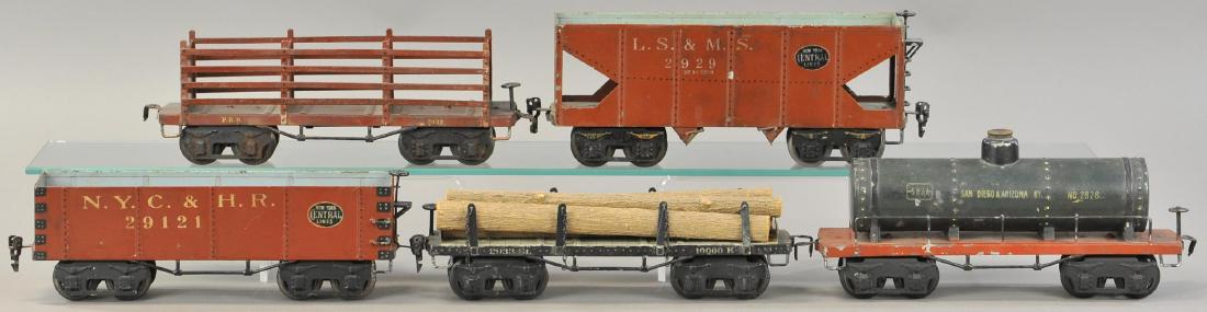 FIVE MARKLIN AMERICAN MARKET FREIGHT CARS (1 of 3)