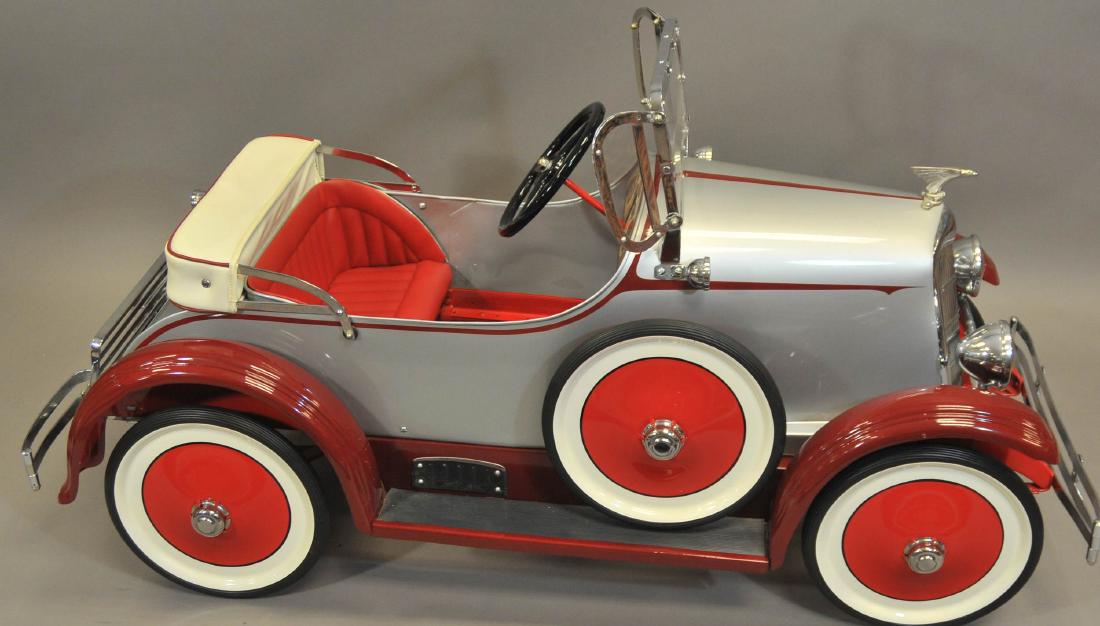 AMERICAN NATIONAL CONVERTIBLE PEDAL CAR (1 of 5)