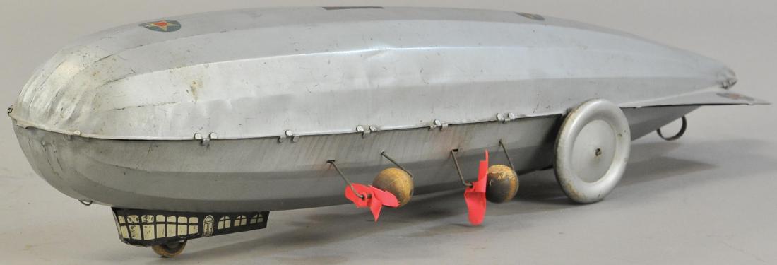 BUFFALO TOY LOS ANGELES ZEPPELIN (1 of 3)