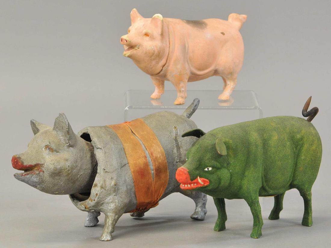 SAINT PATRICK DAY PIG CANDY CONTAINER & TWO PIGS (1 of 3)