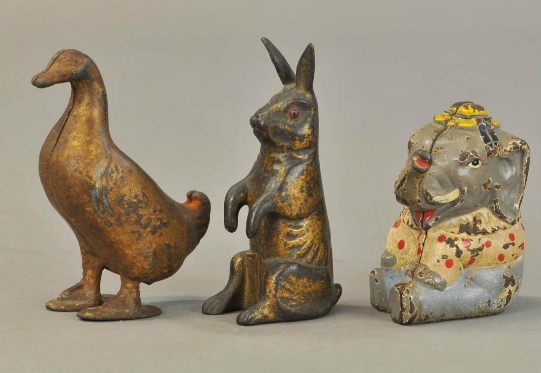 THREE ANIMAL STILL BANKS (1 of 3)