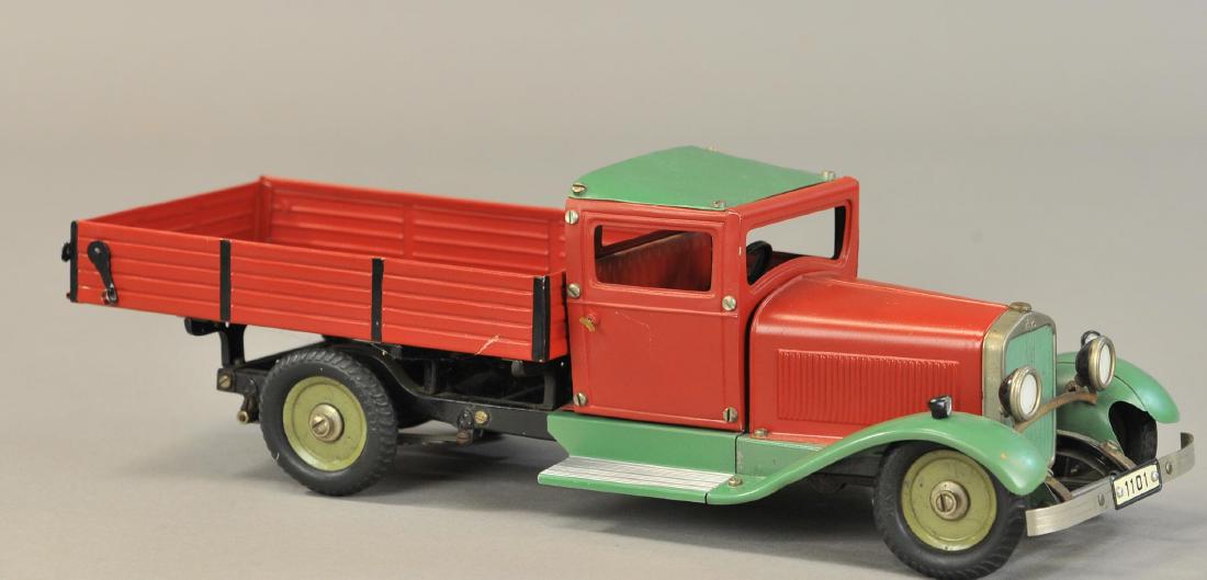 MARKLIN CLOCKWORK LKW STAKE TRUCK (1 of 3)